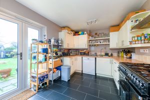 Kitchen- click for photo gallery